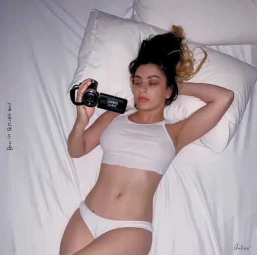 Charli xcx - how i'm feeling now